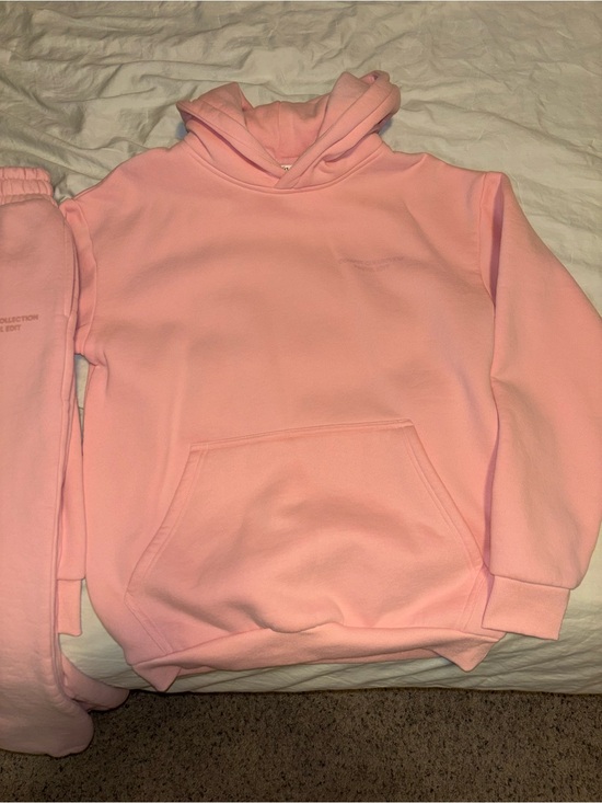 Comfrt Tops - Comfrt Bubblegum Pastel Sweatshirt and Joggers Set
